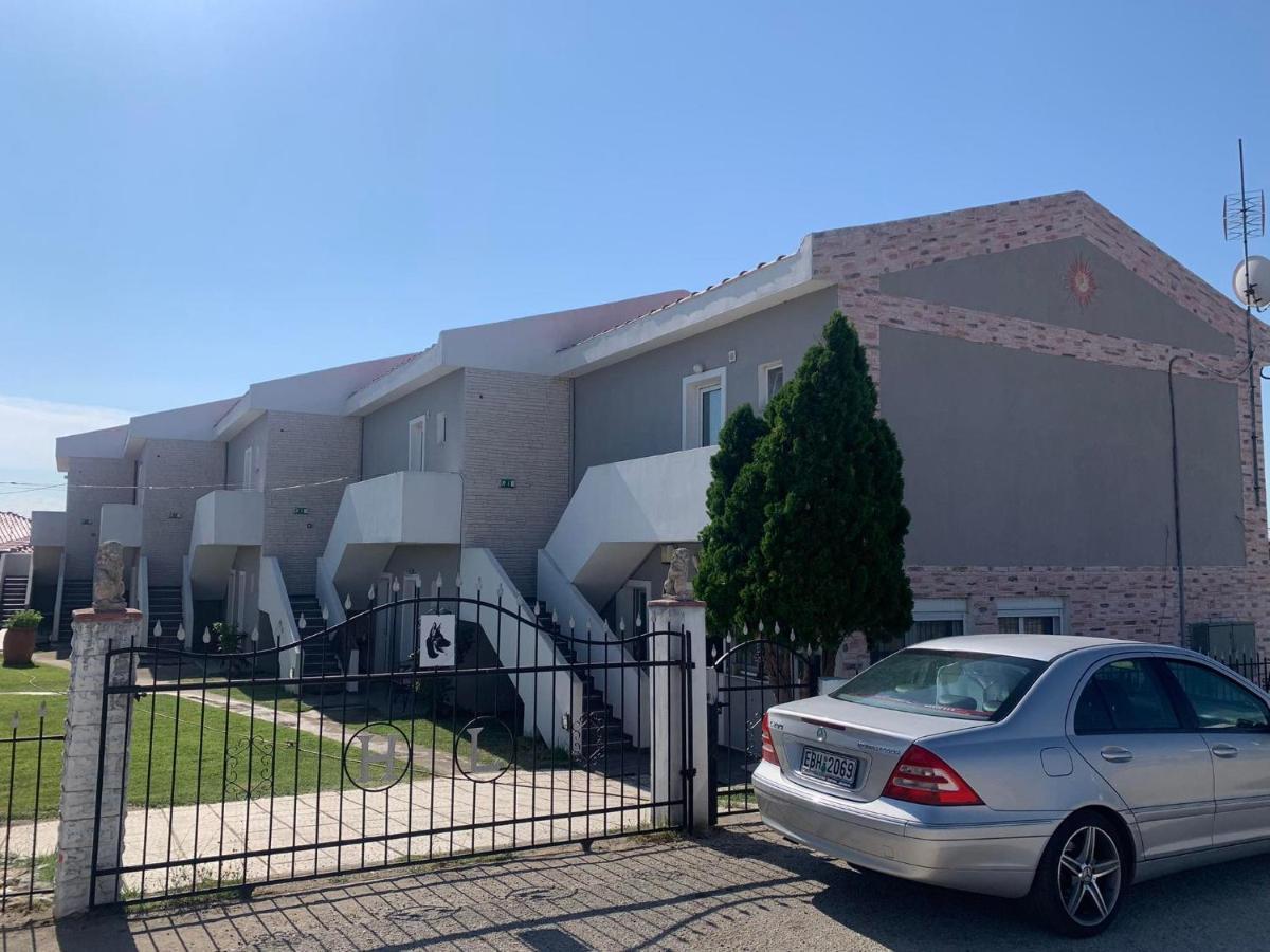 Hotel Loga Tycherón 外观 照片
