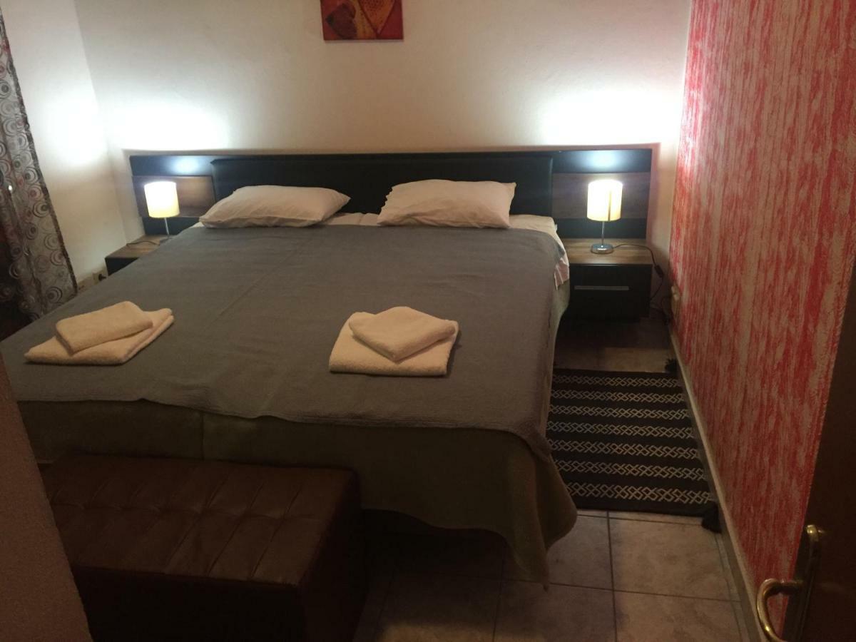 Hotel Loga Tycherón 外观 照片